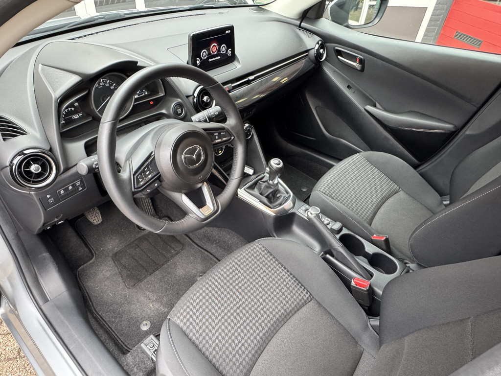 47503386-10.jpg